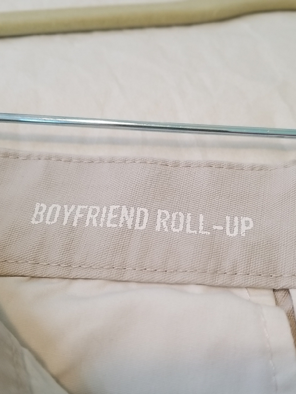 GAP womens shorts size 6 "Boyfriend Rollup" style. EUC - Picture 2 of 4